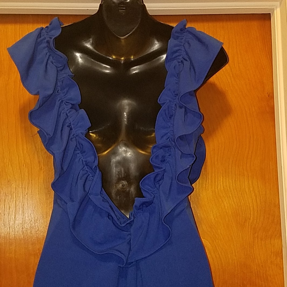 Women's deep back-cut ruffle dress